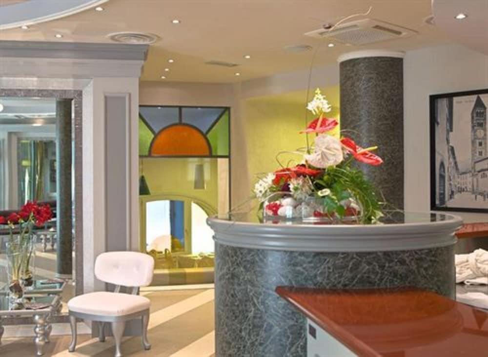 Hotel Centrale Best Western Signature Collection Tirano Zewnętrze zdjęcie