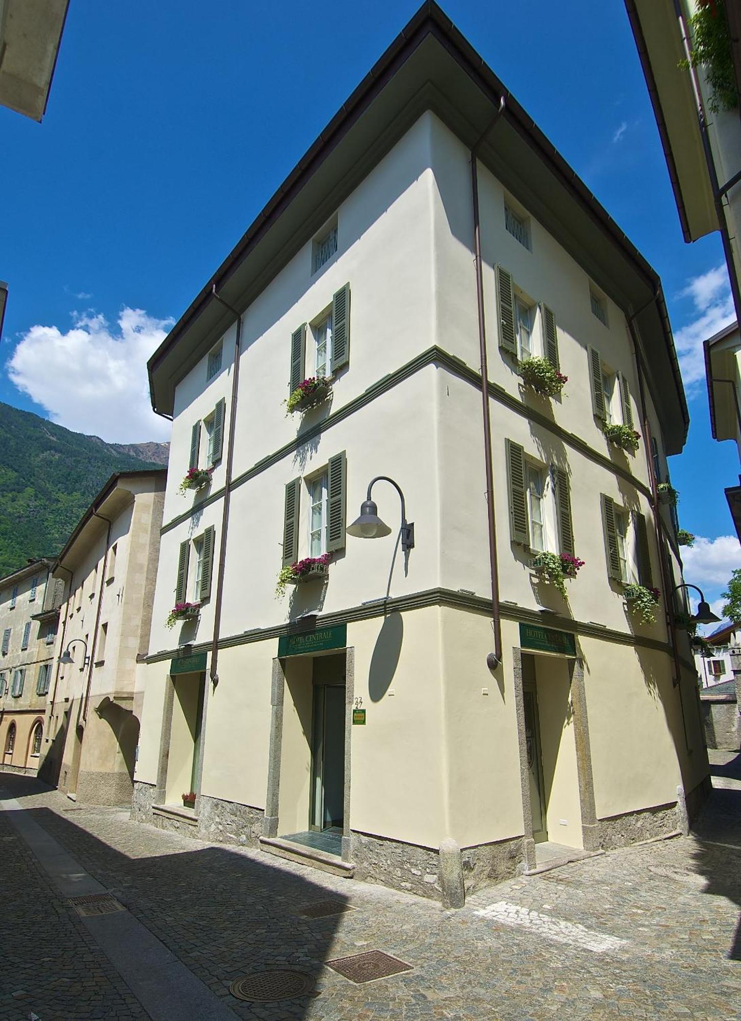 Hotel Centrale Best Western Signature Collection Tirano Zewnętrze zdjęcie